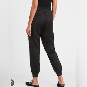 Satin joggers. Stylish but with comfort.